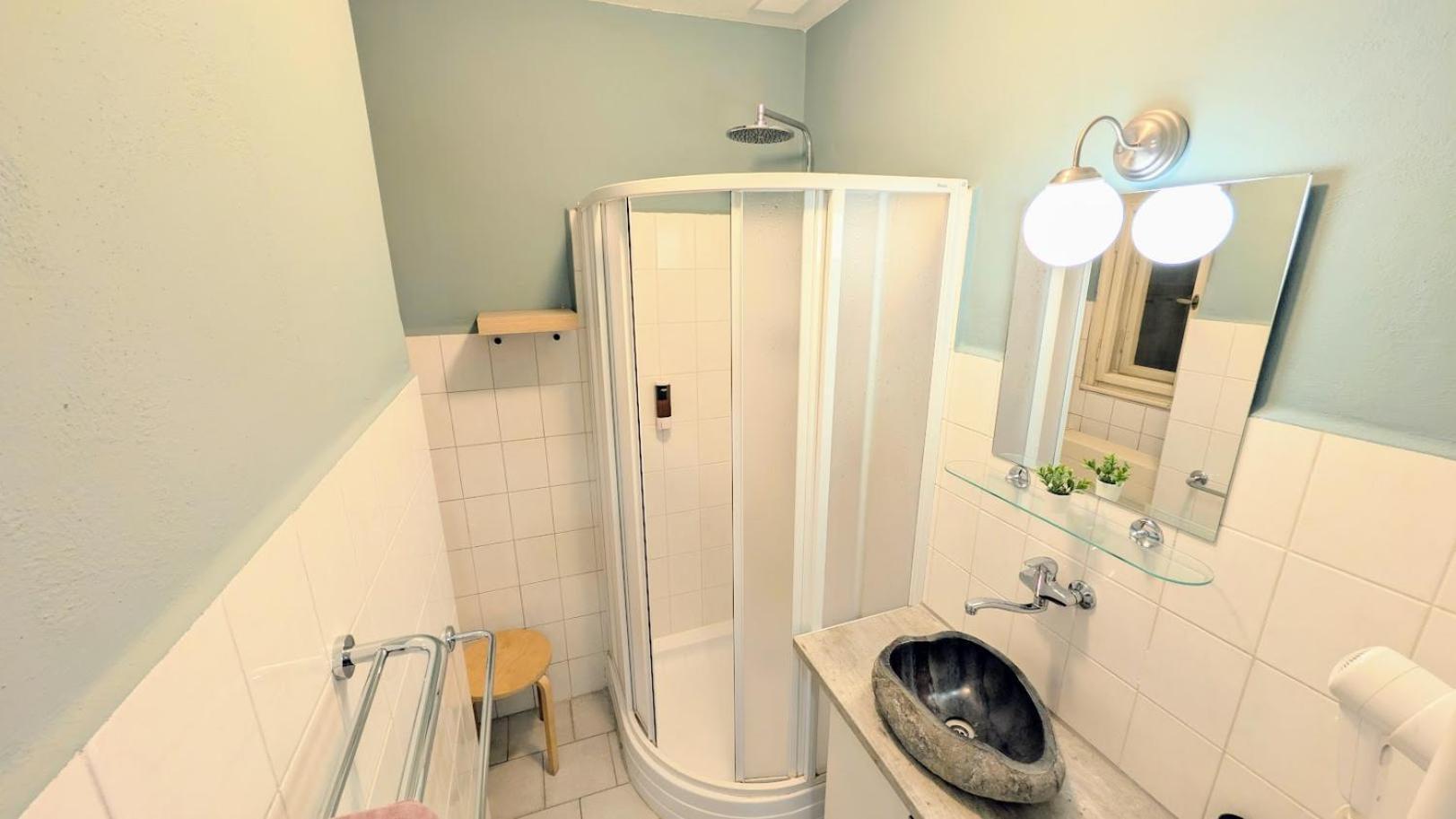 Flat In Zizkov -204- *