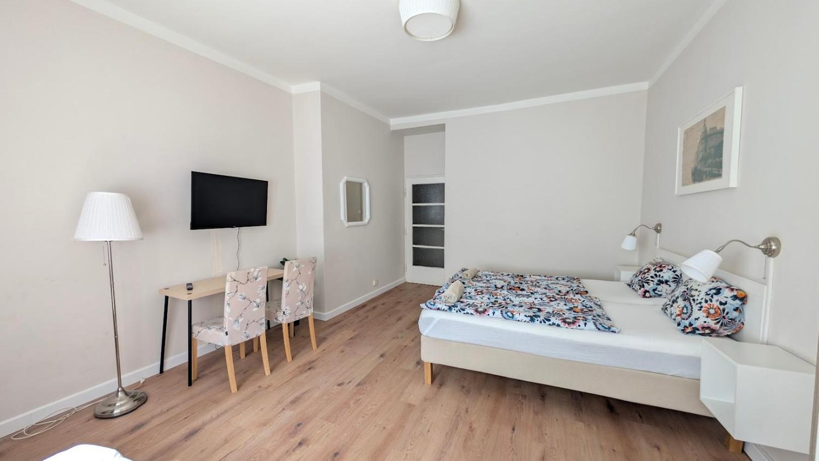 Flat In Zizkov -204-